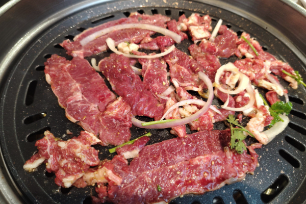 虔哆哆半肥瘦齐齐哈尔烤肉 虔哆哆半肥瘦齐齐哈尔烤肉