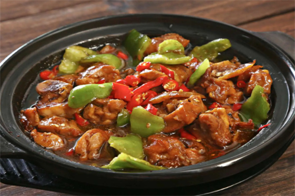 吉小胖黄焖鸡米饭