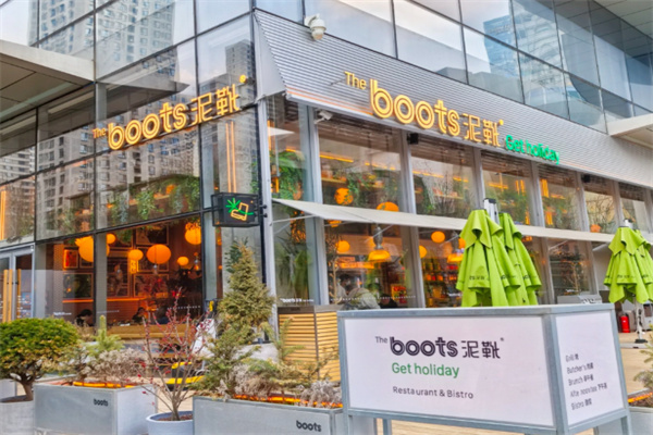 The boots泥靴Get holiday The boots泥靴Get holiday
