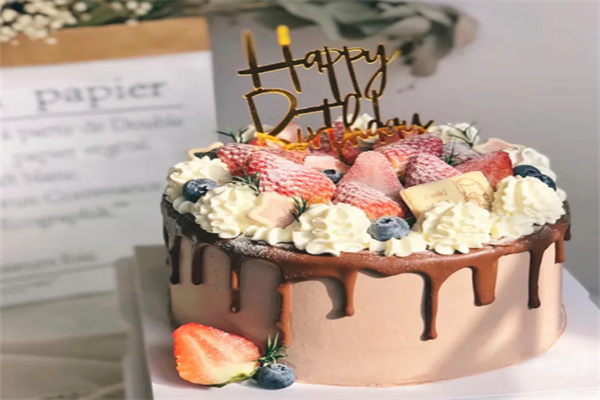 初见荟甜高端生日蛋糕订制