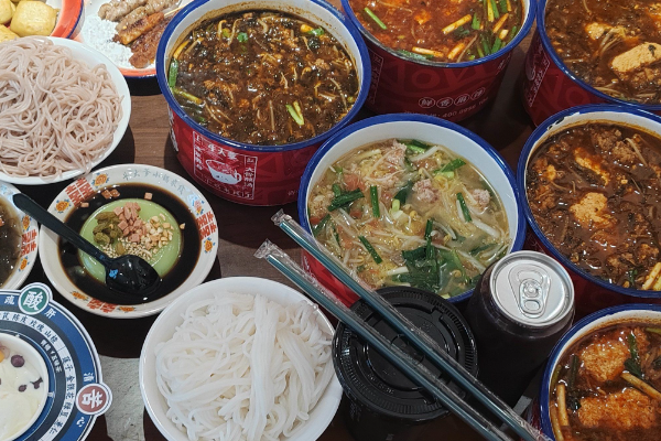 牛大爹•小锅米线 牛大爹•小锅米线