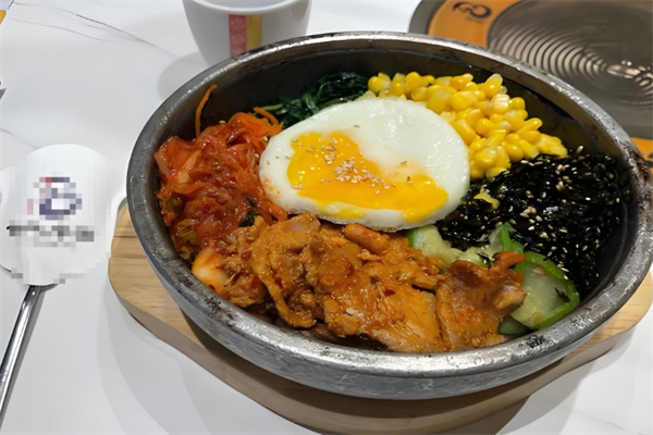 饭拌仙炙烤五花肉饭 饭拌仙炙烤五花肉饭