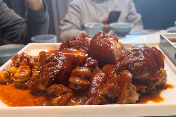 福满那家猪蹄熟食熏腊店