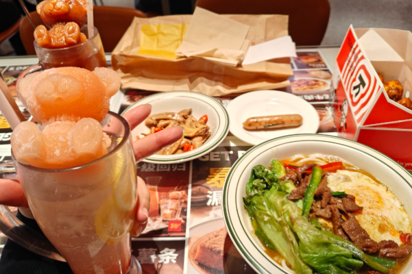 港吃港喝 港吃港喝