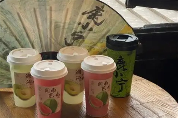 鹿小宁·原叶现萃茶饮 鹿小宁·原叶现萃茶饮
