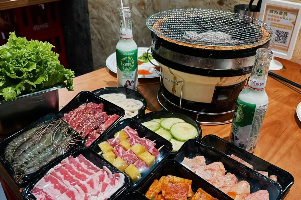 废墟里烤肉 废墟里烤肉