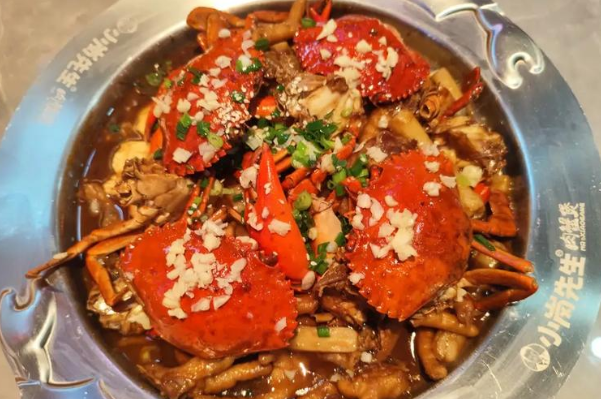 小岗先生肉蟹煲 小岗先生肉蟹煲