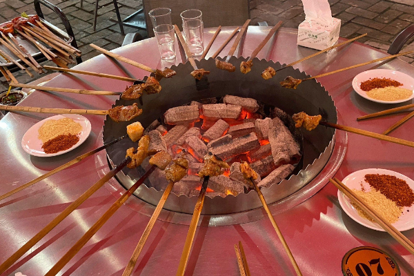 川西火焰山西昌火盆烧烤 川西火焰山西昌火盆烧烤