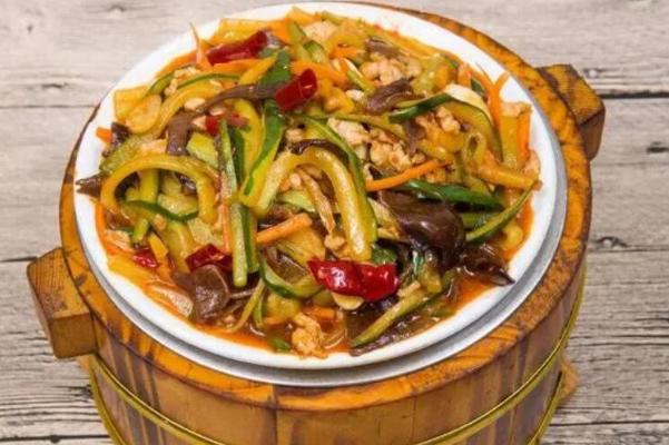 烤肉木桶饭 烤肉木桶饭