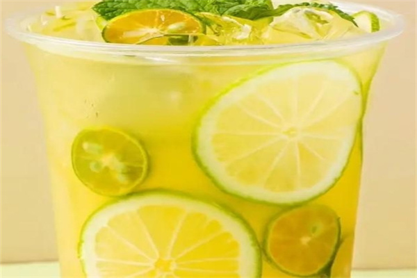 爆柠茶厂加盟品牌介绍,爆柠茶厂加盟费用,爆柠茶厂加盟电话