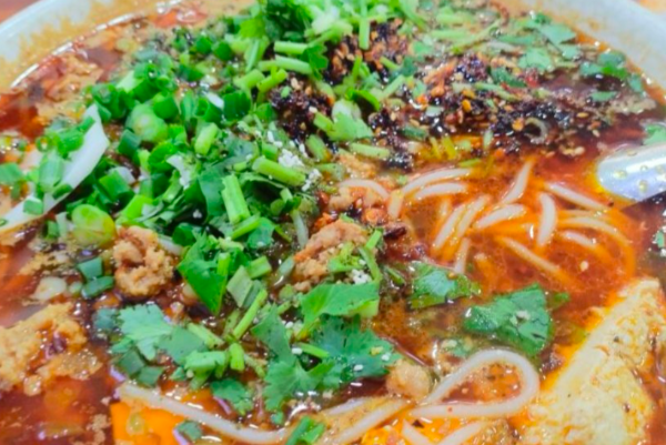 李豁子臭豆腐米线 李豁子臭豆腐米线