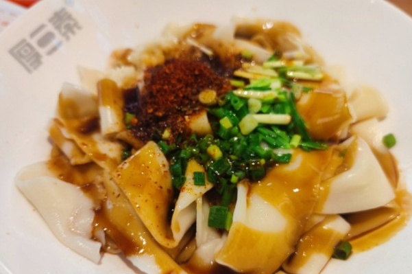 厚三秦肉夹馍酸辣粉