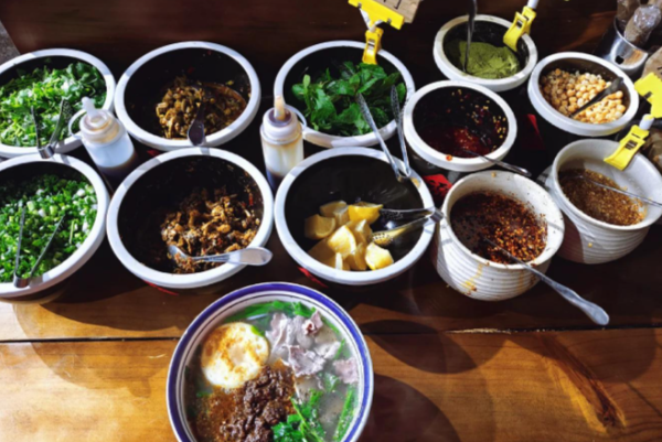 傣劲儿·鲜烫肉小锅米线