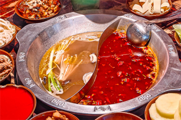 大红灯笼火锅店 大红灯笼火锅店