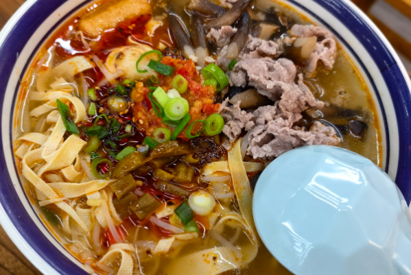 高大山生烫牛肉米线 高大山生烫牛肉米线