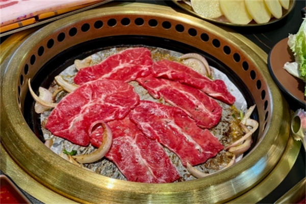 啤酒配烤肉 啤酒配烤肉