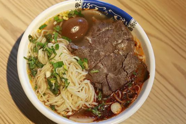 马有才牛肉面的故事 马有才牛肉面的故事