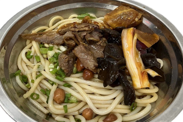 湘铛铛·长沙卤粉·汤粉·炖汤