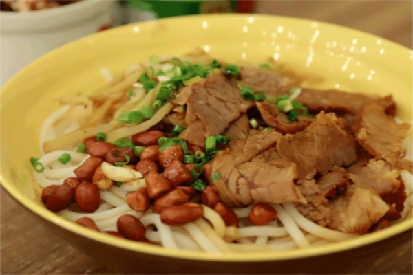 湘铛铛·长沙卤粉·汤粉·炖汤