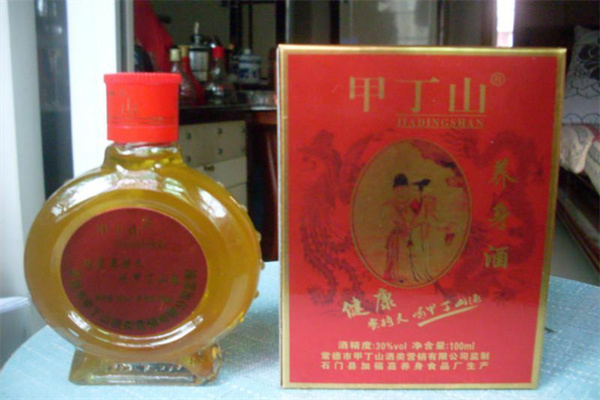 甲丁山保健酒