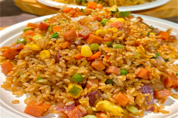太火了木桶铁板炒饭 太火了木桶铁板炒饭
