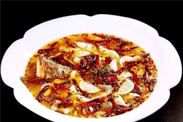 湖畔我家酸菜鱼