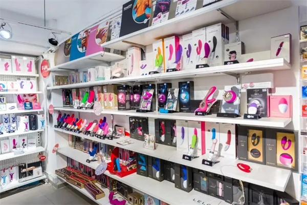 潮趣无人售货店