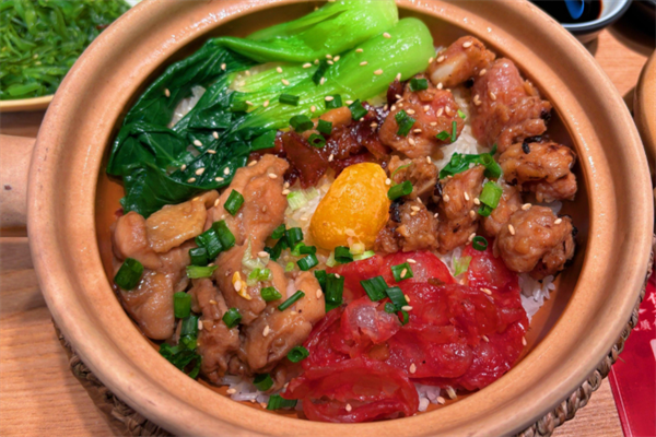宝聚隆煲仔饭店 宝聚隆煲仔饭店