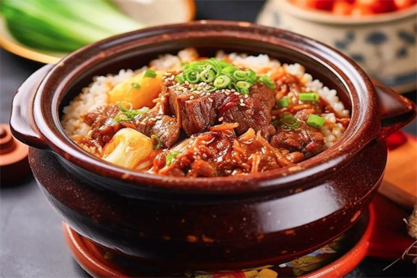 星期八煲仔饭