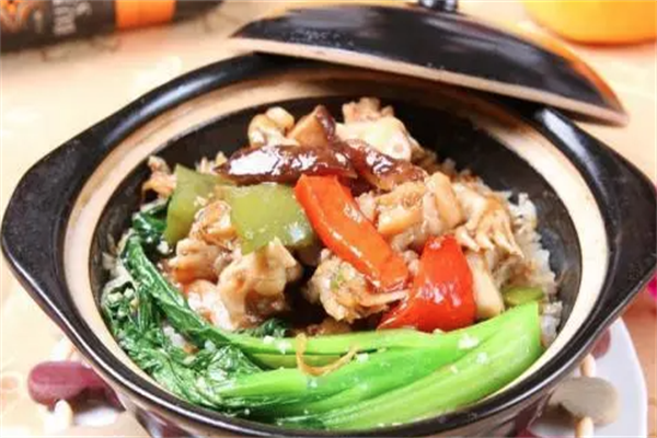 张府园煲仔饭