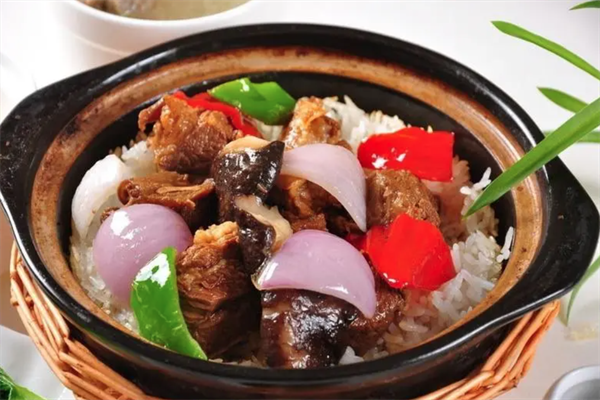 煜品膳煲仔饭 煜品膳煲仔饭