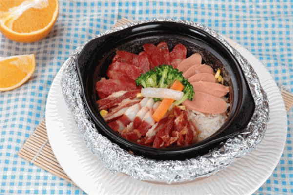 红红火火煲仔饭