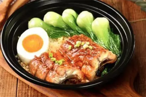 幸运煲仔饭 幸运煲仔饭