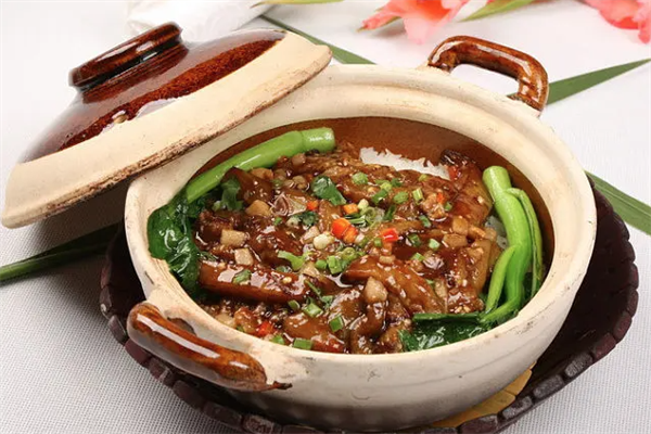 品味香煲仔饭