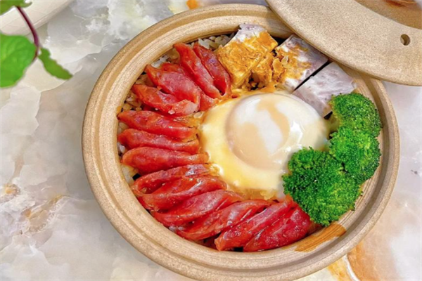 味香居煲仔饭