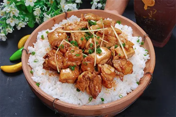 仔煌煲煲仔饭 仔煌煲煲仔饭