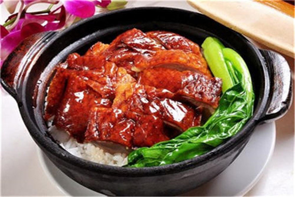启明煲仔饭