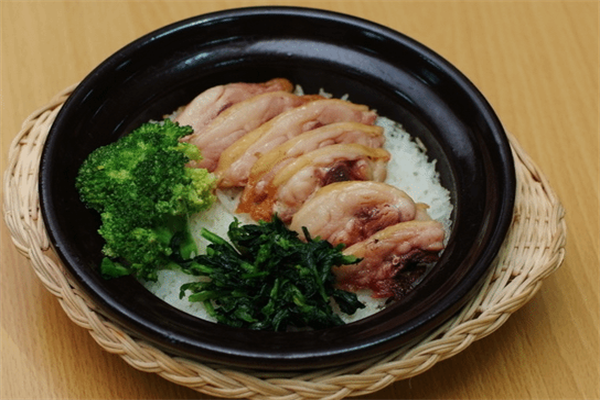 喵味族煲仔饭