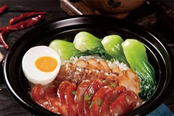 一招先港式煲仔饭 一招先港式煲仔饭