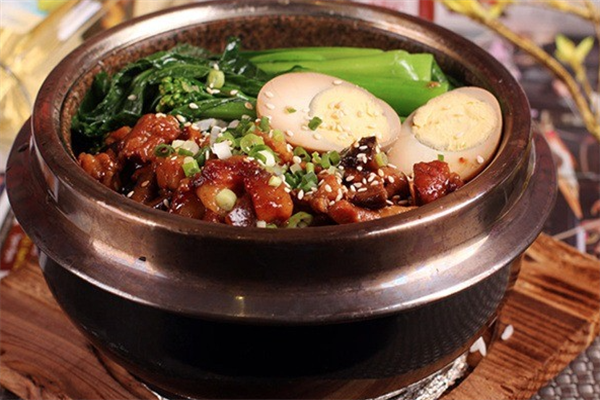 香万里煲仔饭