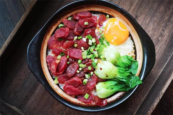 鲜谷煲仔饭 鲜谷煲仔饭