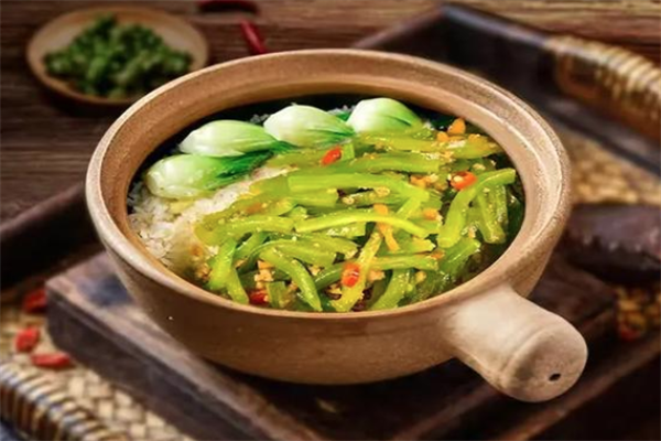 海鲜哥煲仔饭