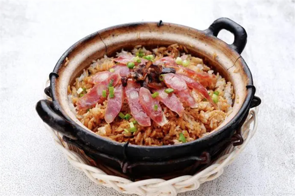 红云煲仔饭