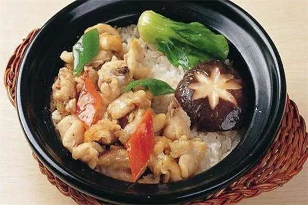 雄兴煲仔饭