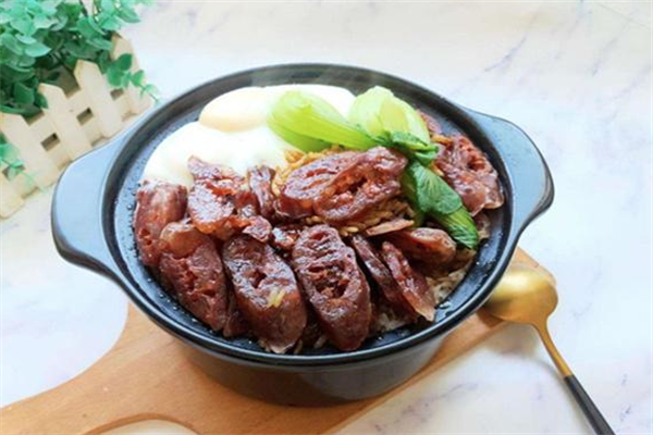 米米香煲仔饭 米米香煲仔饭