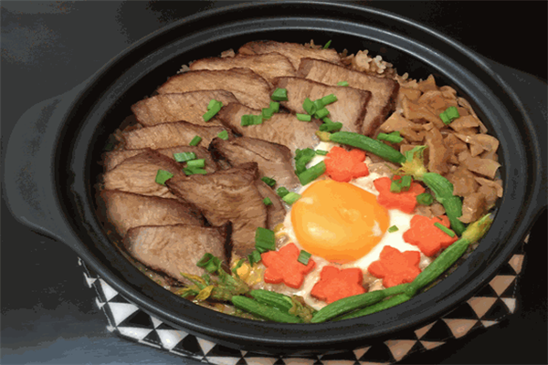 18峰味煲仔饭
