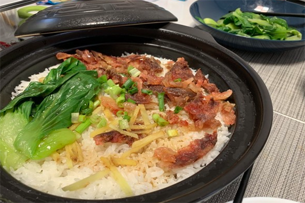 沁凯煲仔饭