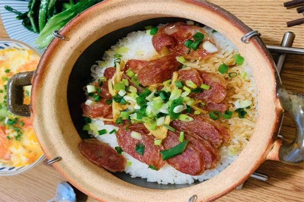 哥俩好煲仔饭