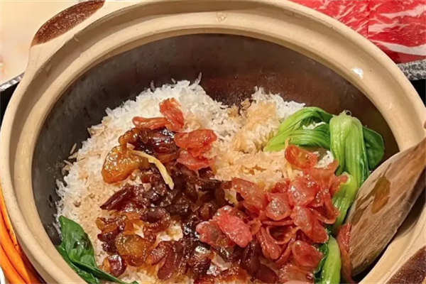 味香居煲仔饭
