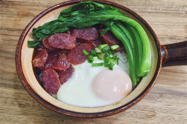 福禄煲仔饭 福禄煲仔饭